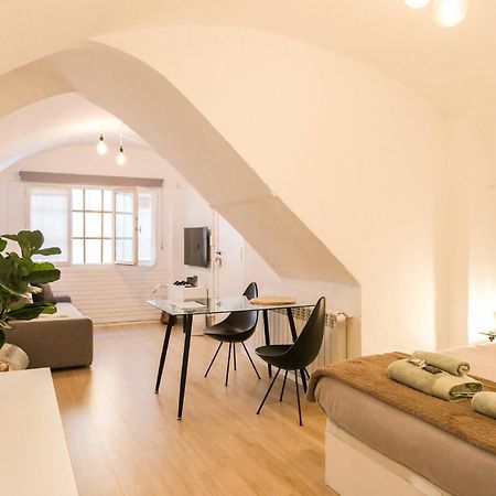 Casa Besalu Estudio En El Centro Del Pueblo 外观 照片