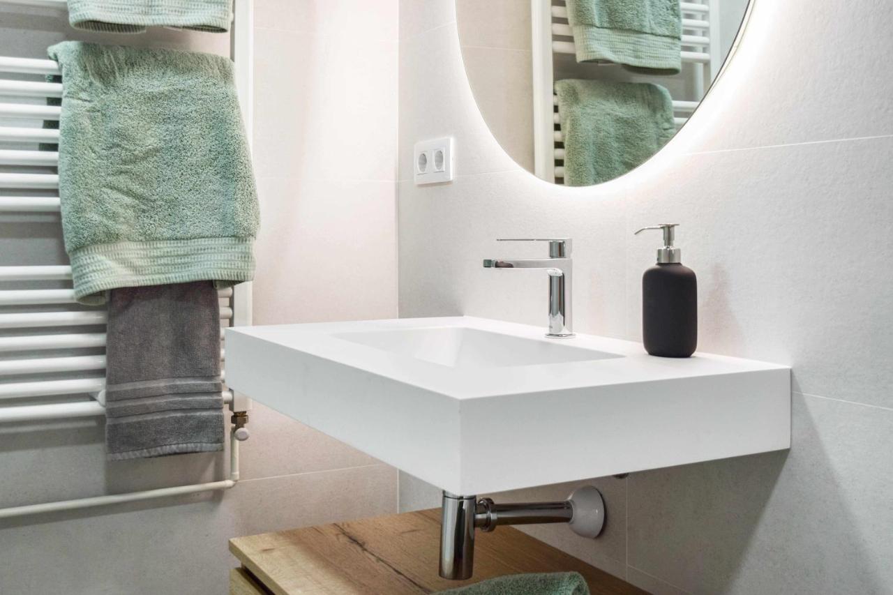 Casa Besalu Estudio En El Centro Del Pueblo 外观 照片